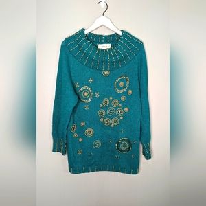 Beautiful Vintage Beaded Kelly Green Sweater. Medium, no missing beads. Tunic.